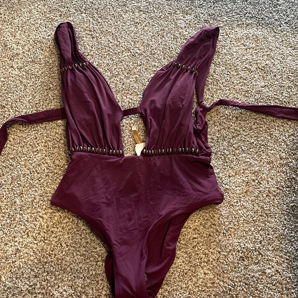 Bathing suit